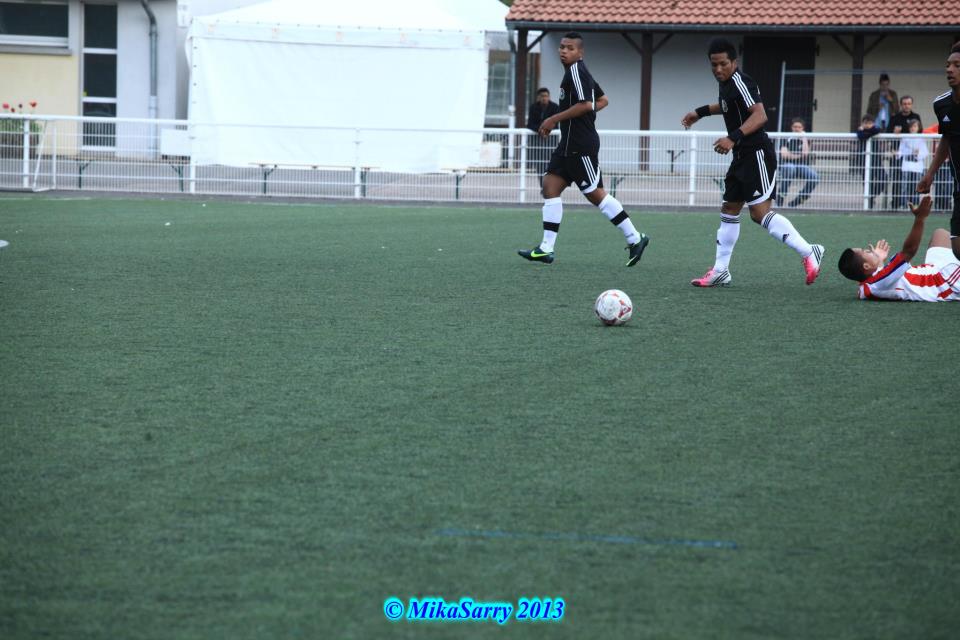 248084_460591740683455_681960332_n-copie-copie