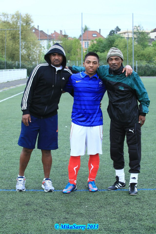 253564_460594104016552_286903655_n-copie-copie