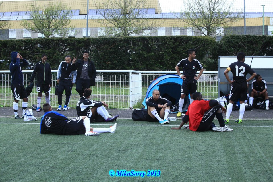 931426_460592807350015_1716916155_n-copie